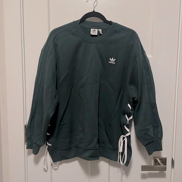 Adidas green laced crewneck size medium - Picture 2 of 10